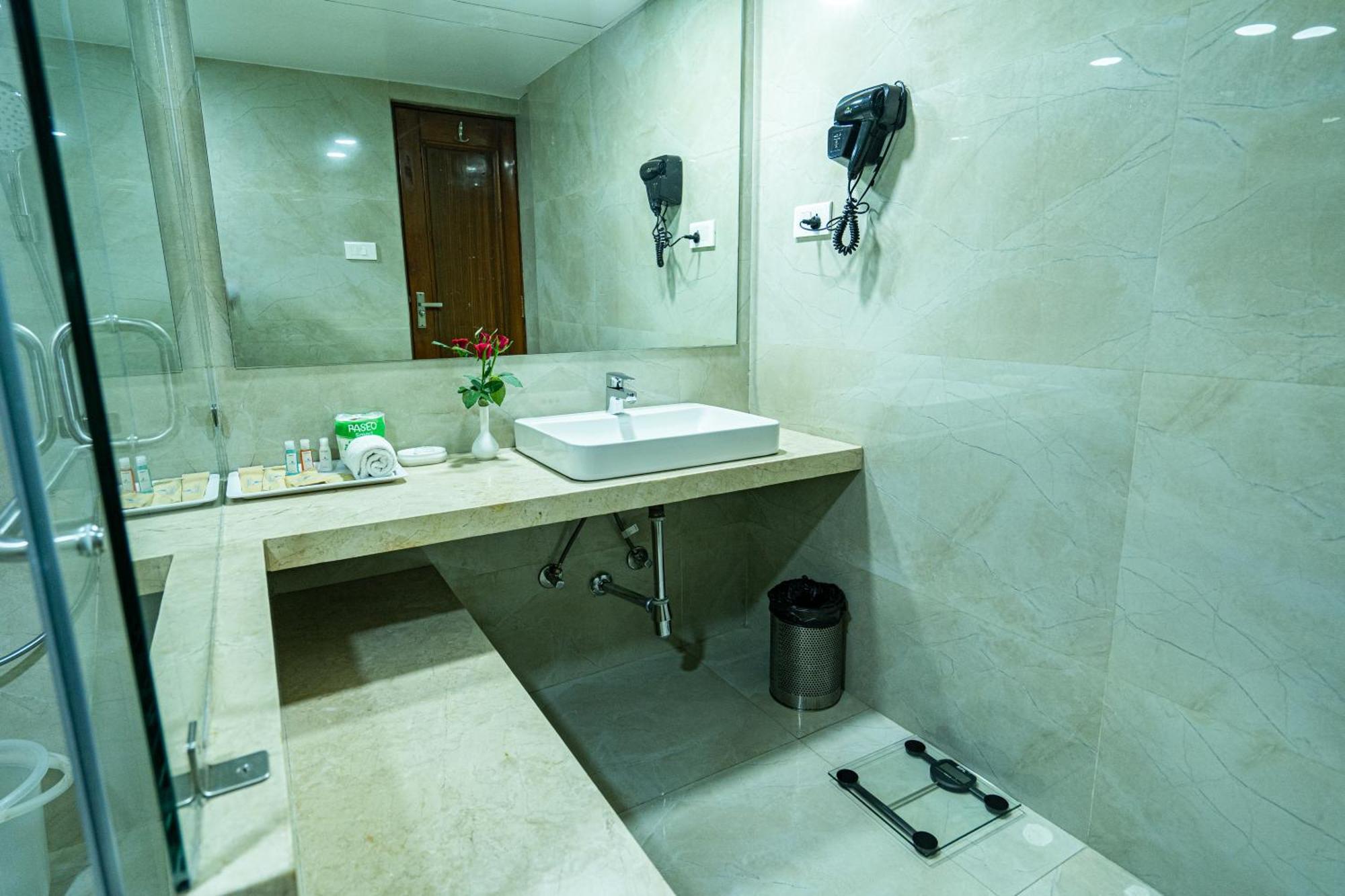 Hotel Mayura Rāipur Esterno foto