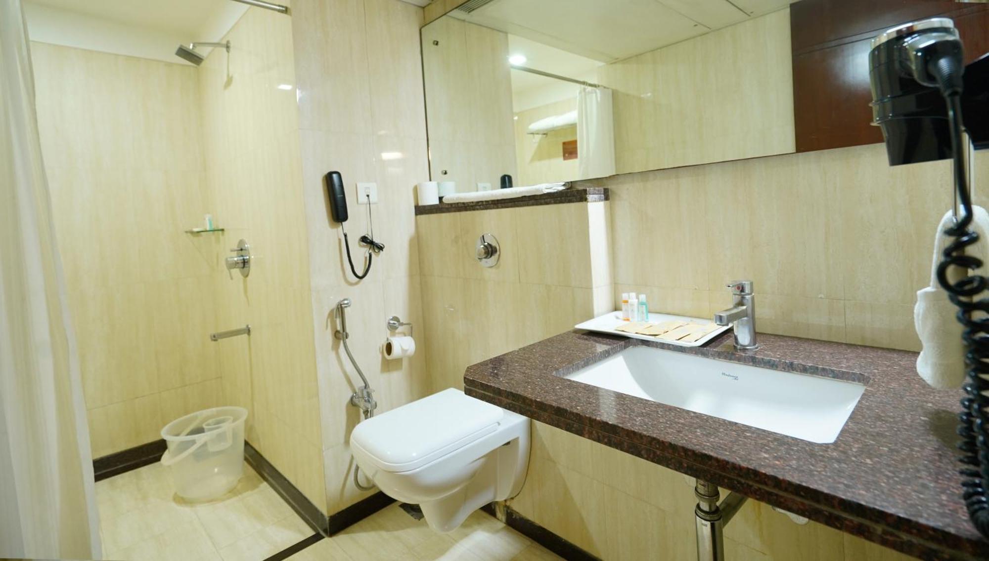 Hotel Mayura Rāipur Esterno foto