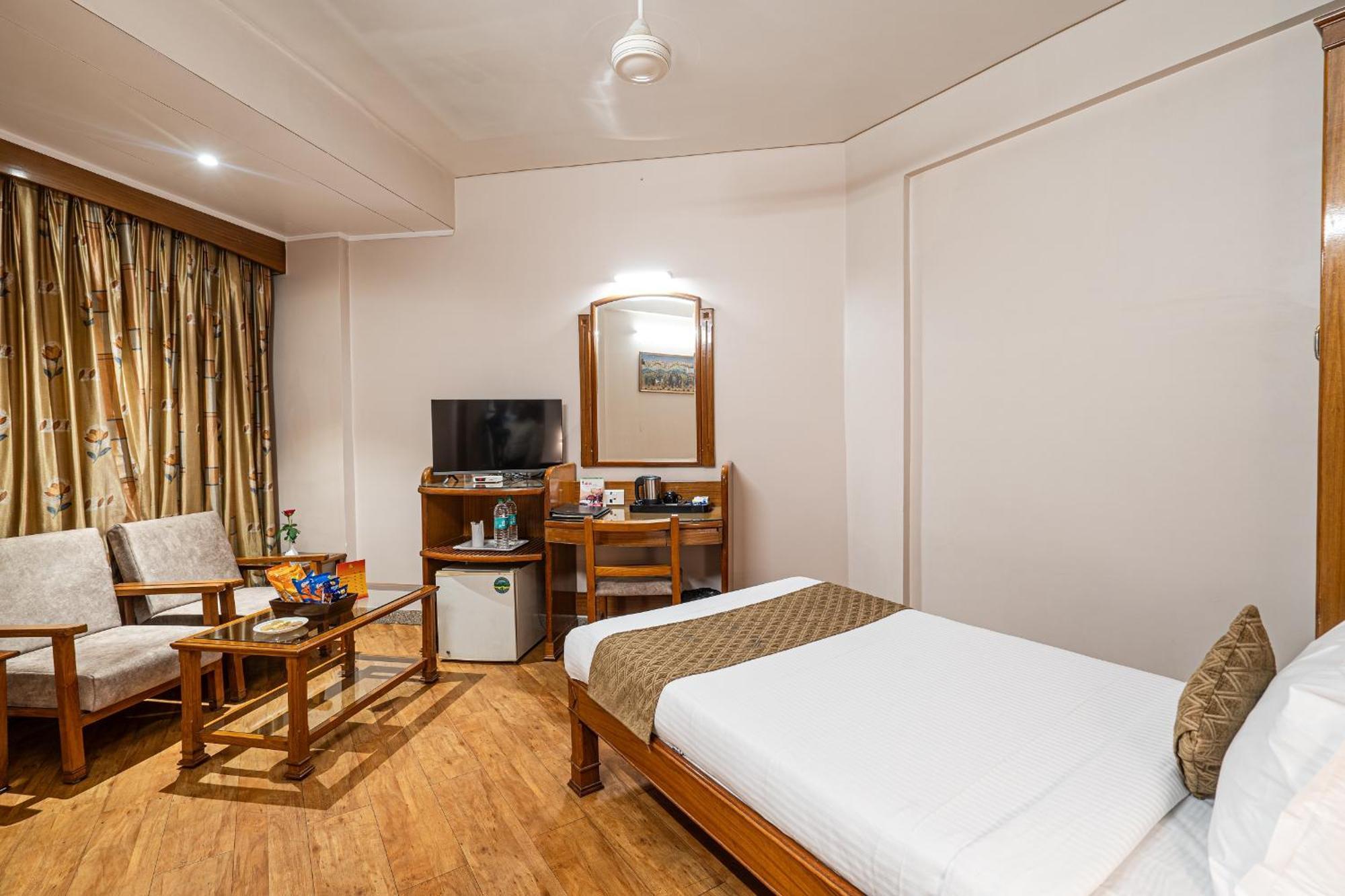 Hotel Mayura Rāipur Esterno foto
